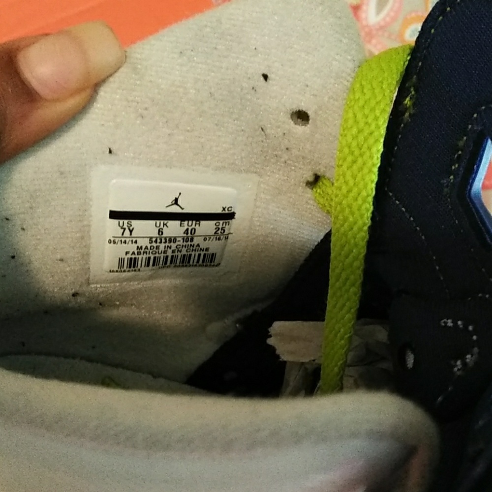 Air Jordan - Picture 6 of 6